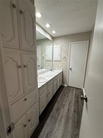 Building Photo - 831 Courtland Pl