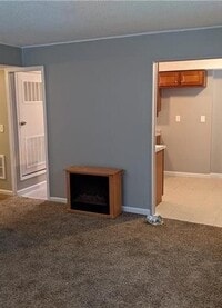 Building Photo - 900 S Lexington St