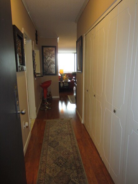 Entry Hallway - 45 River Dr S