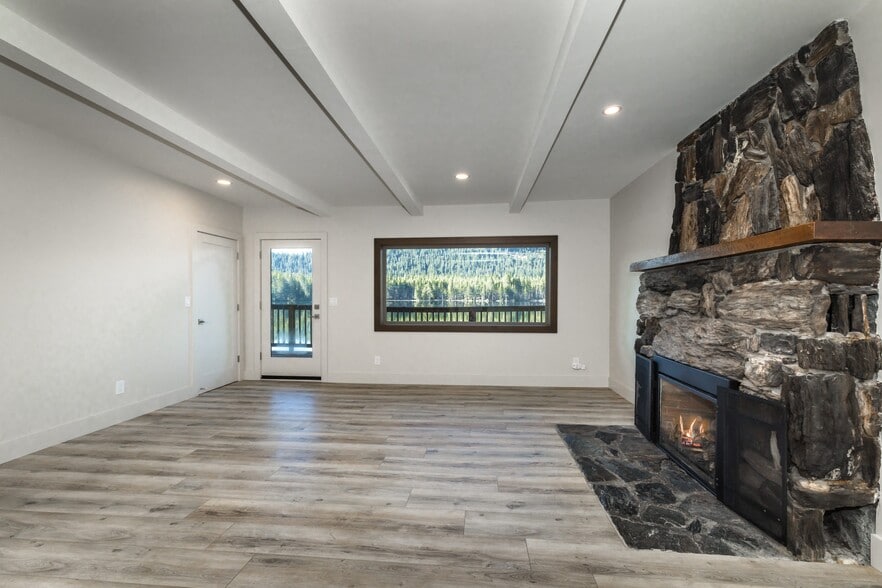 Building Photo - 13045 Donner Pass Rd