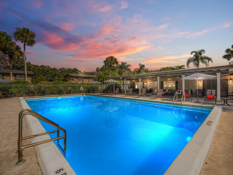 Primary Photo - Veridian Townhomes