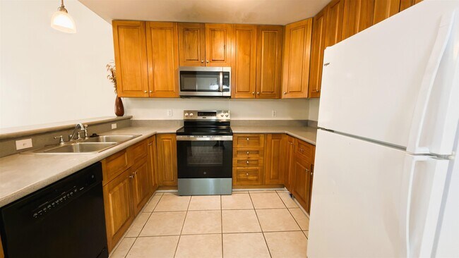 Building Photo - 3189 Sawtooth Dr