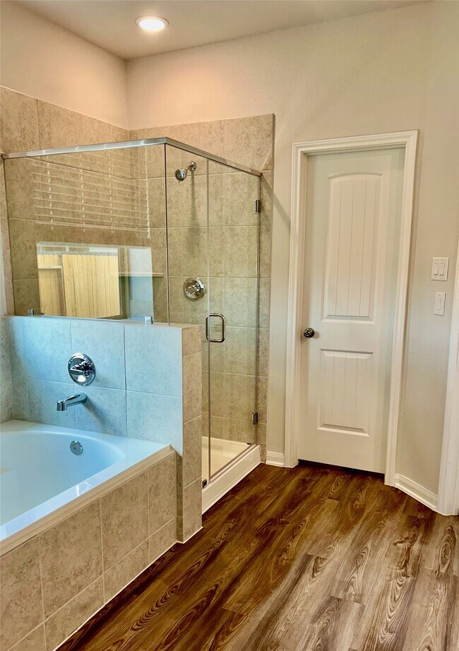 Building Photo - 509 Turtle Dove Dr