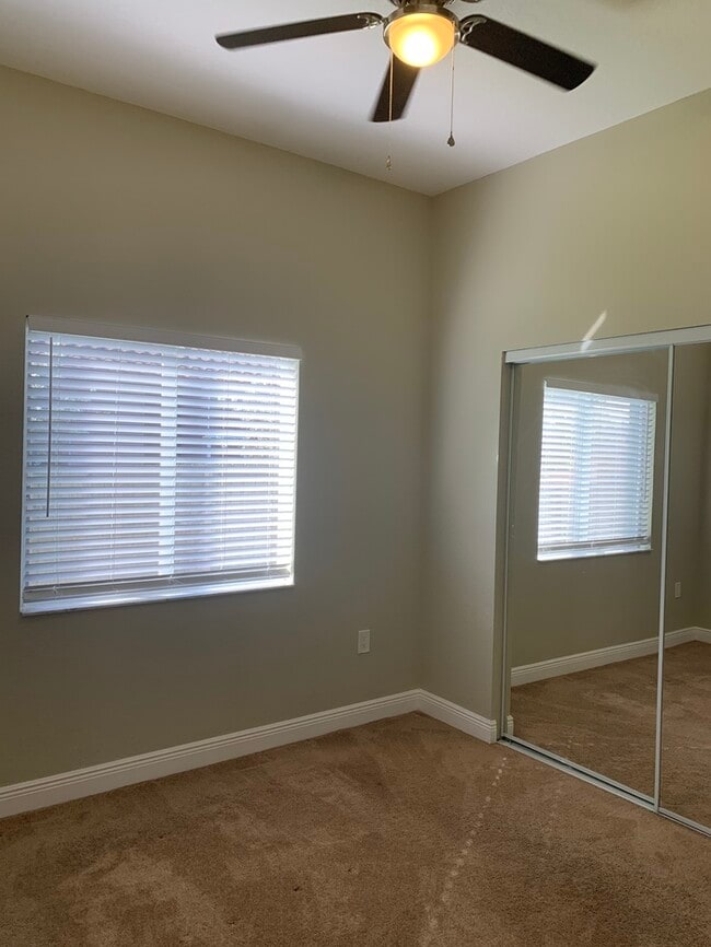 Building Photo - NEWER CONSTRUCTION MODERN HOME