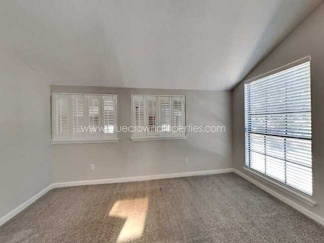 Building Photo - 2903 Harbinger Ln