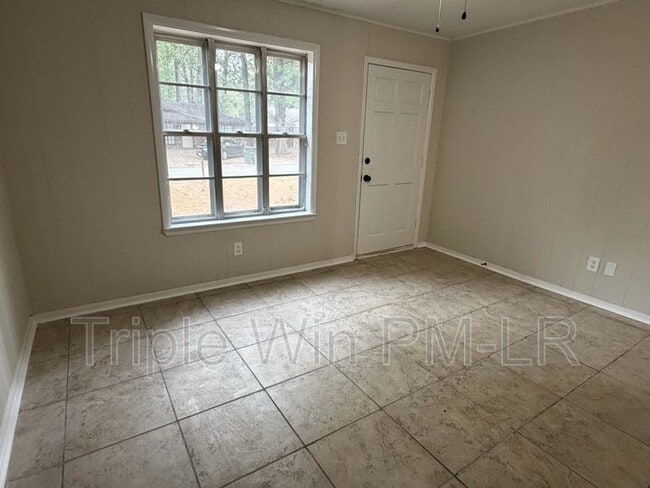 Building Photo - 10002 Stardust Trail