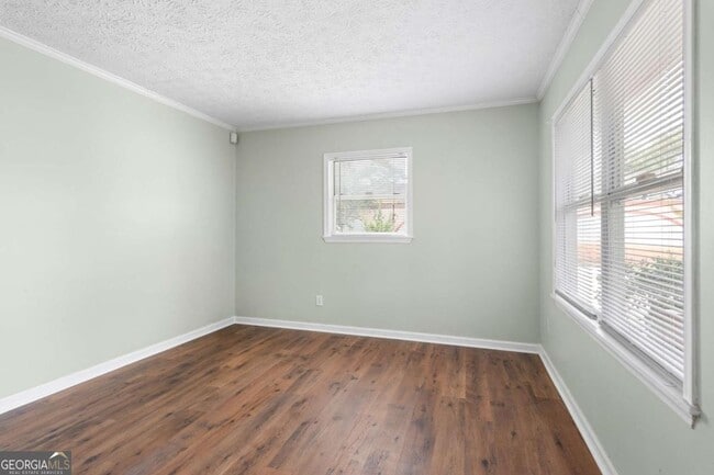 Building Photo - 2051 College Ave NE