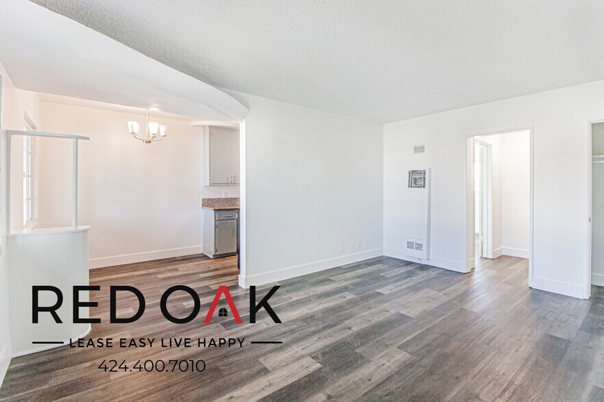 Building Photo - 901 Centinela Ave