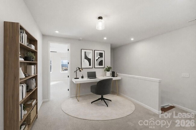 Building Photo - 423 Vinroot Aly