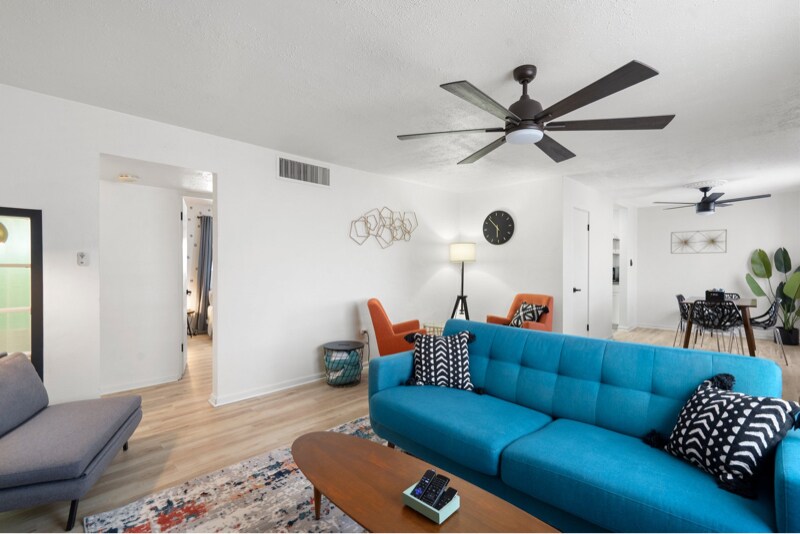 Building Photo - 1414 N Cameron St