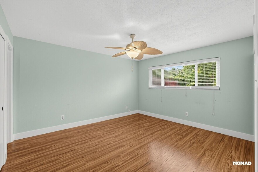 Building Photo - 3059 Rosemont Dr