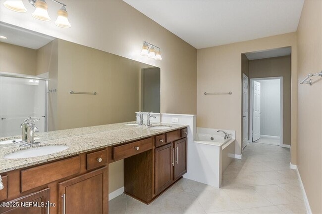 Building Photo - 3670 Casitas Dr