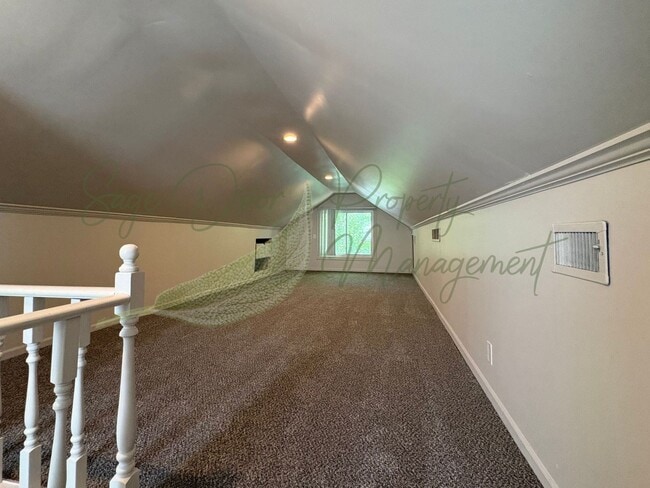 Building Photo - BEAUTIFUL HOME IN INDEPENDENCE!!