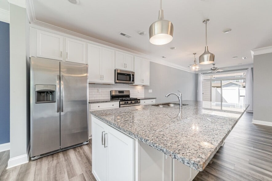 Building Photo - 4990 David Cox Rd