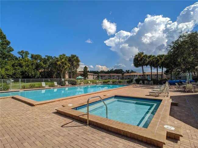 Building Photo - 4908 Myrtle Oak Dr