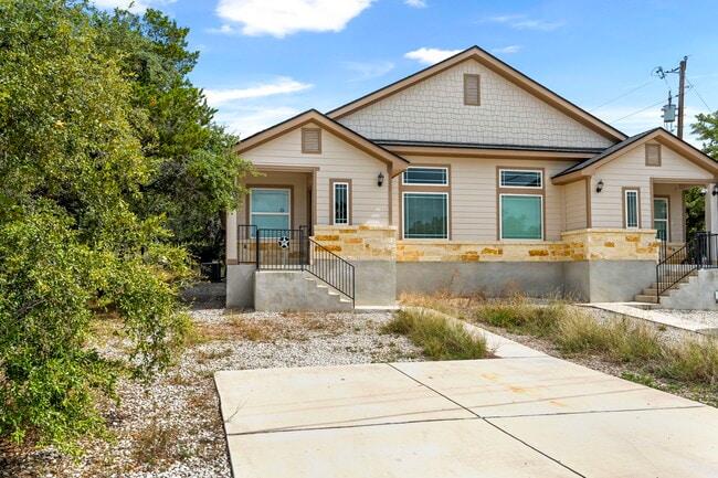 Building Photo - 1090 Indian Holw