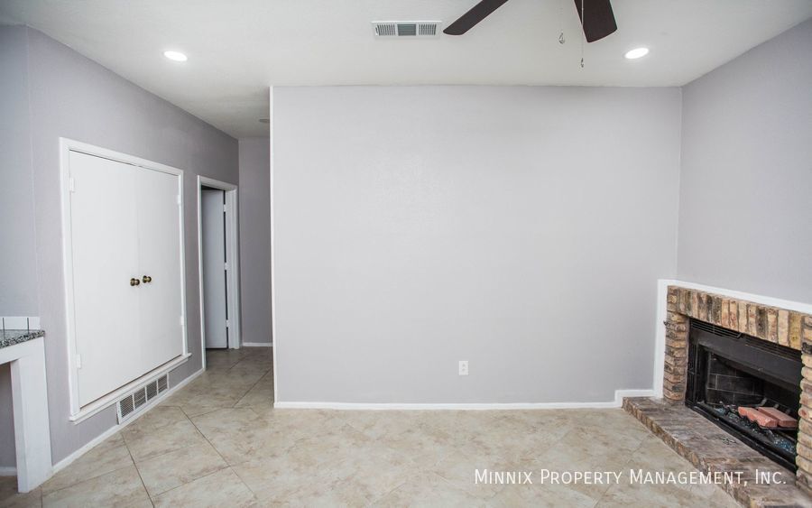 Building Photo - 4729 2nd St