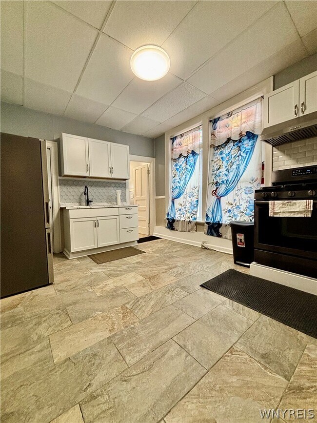 Building Photo - 236 Massachusetts Ave