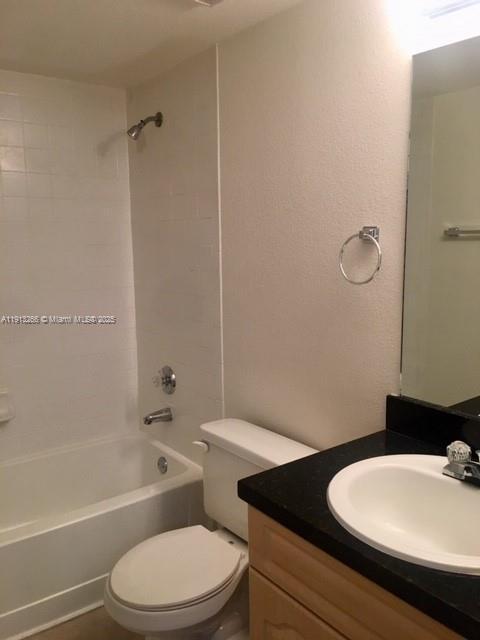 Building Photo - 9925 Nob Hill Pl