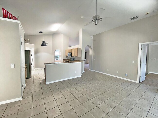 Building Photo - 16834 Rockwell Heights Ln