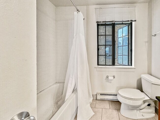 Building Photo - 111-23 N 15th St