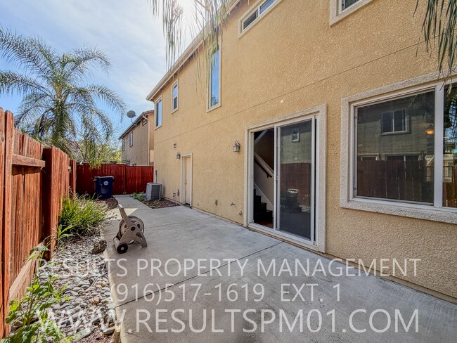 Building Photo - Lovely Sacramento 4 bedroom Home