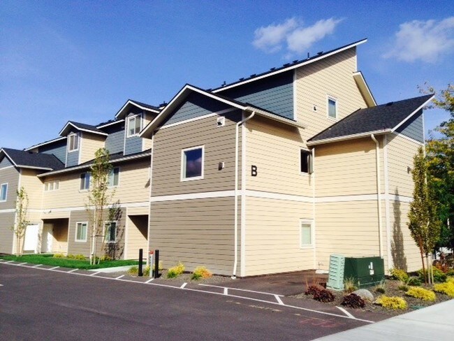 Building Photo - Cedar Crossing Apartments