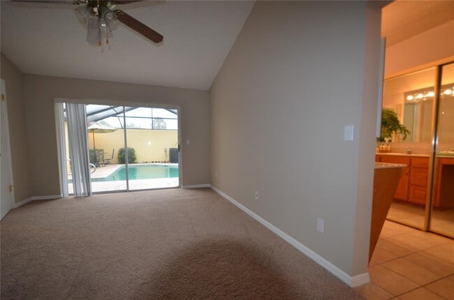 Building Photo - 5057 Bermuda Cir