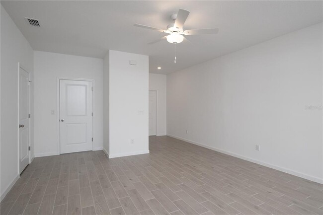 Building Photo - 704 NW 126th Terrace