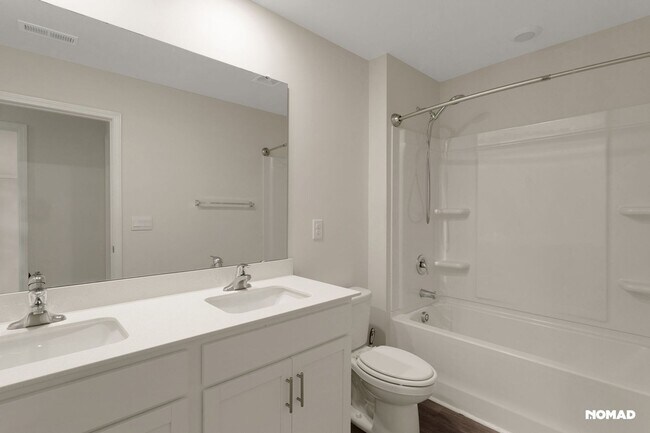 Building Photo - Charming 4BR House in Greensboro