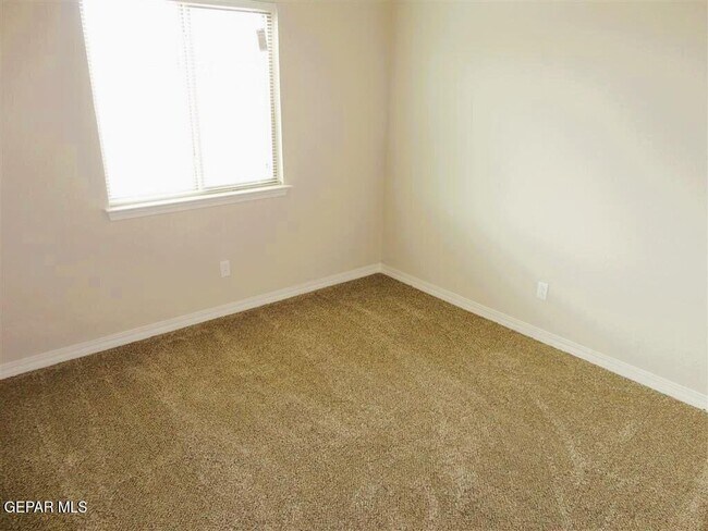 Building Photo - 14254 Earl Chokiski