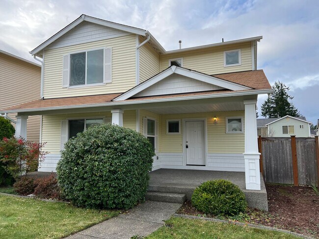Primary Photo - 3 Bedroom DuPont Home with Loft