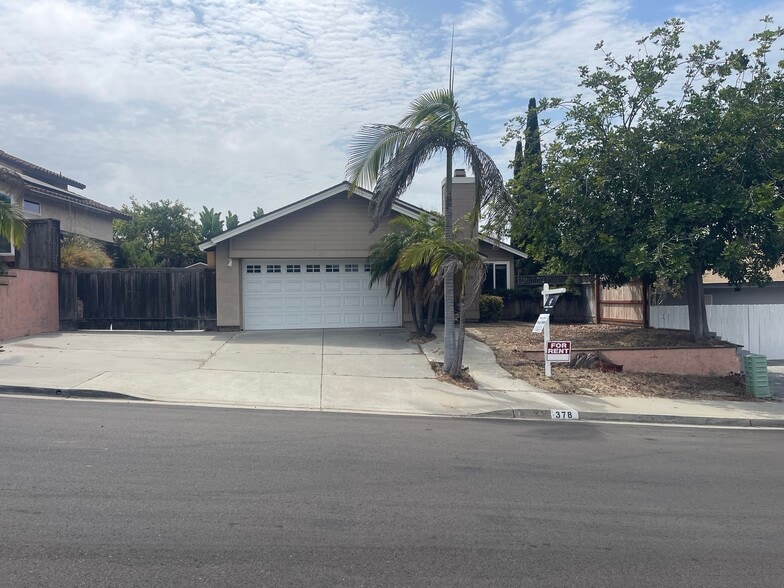 Building Photo - 378 Bay Leaf Dr
