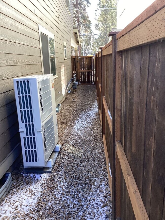 Building Photo - 20132 Reed Ln