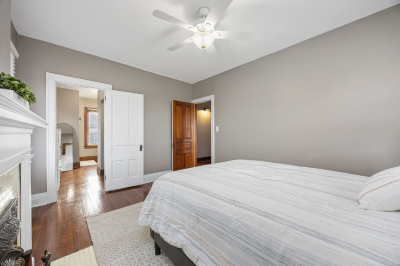 Building Photo - 2123 Cameron Ave