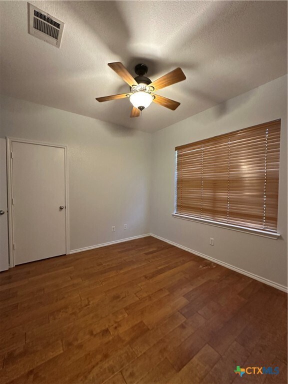Building Photo - 2119 Belvedere Ct