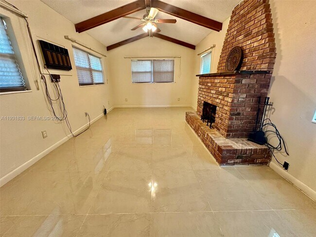 Building Photo - 6268 US-441