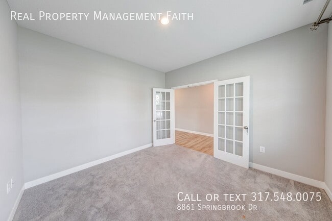 Building Photo - 8861 Springbrook Dr