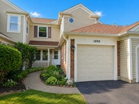 Building Photo - 1696 Vermont Dr