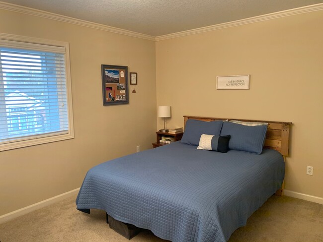 Bedroom - 15058 NW Central Dr