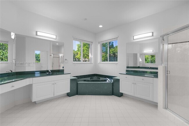 Building Photo - 8464 SW 138th St