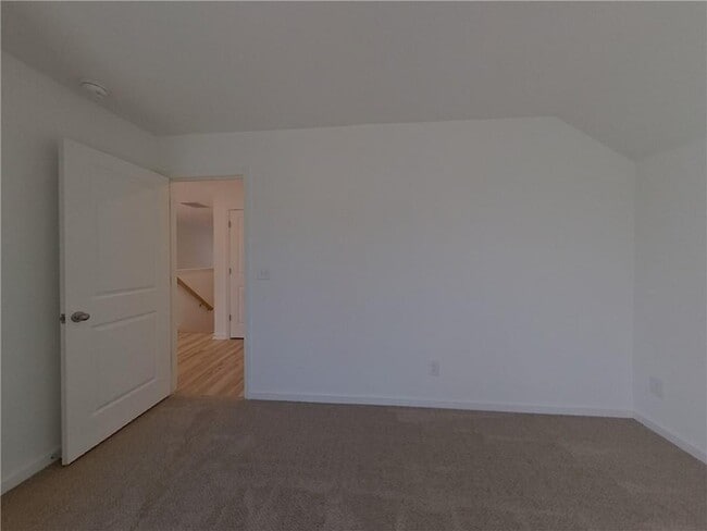 Building Photo - 425 Freeport Wy