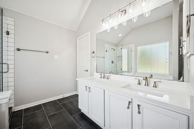 Building Photo - 8308 Sonnet Dr