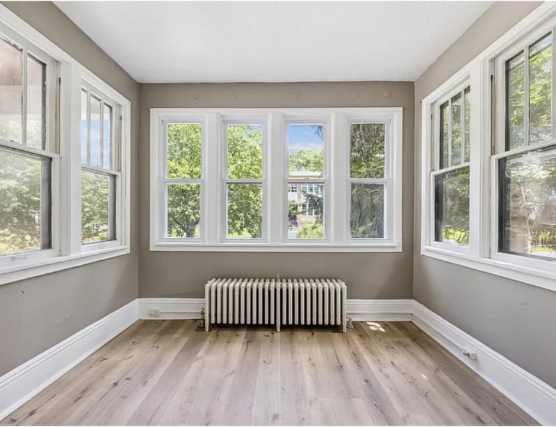 Building Photo - 2416 Harriet Ave