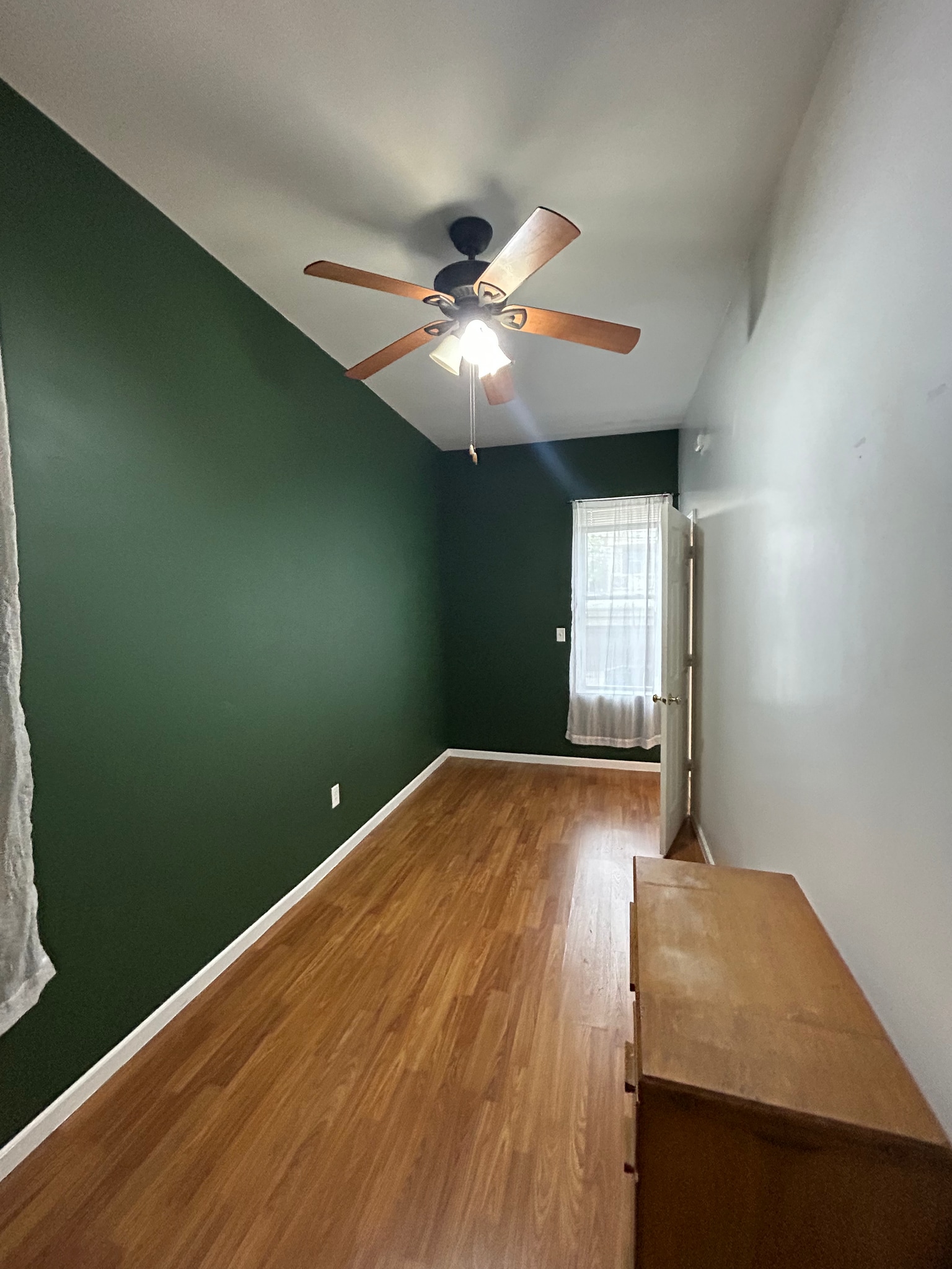 Building Photo - 2442 W Iowa St