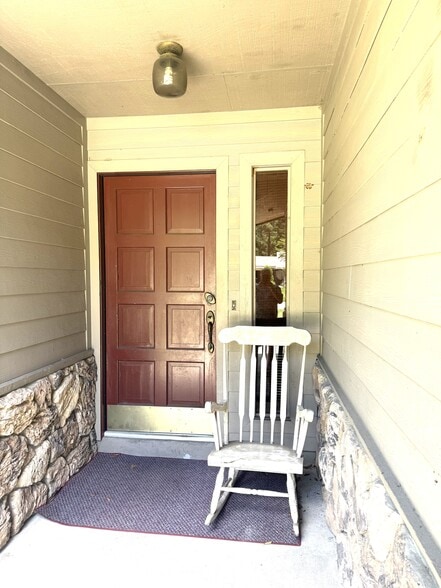Building Photo - 3956 Cedar Cove Ln