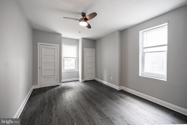 Building Photo - 5847 Willows Ave