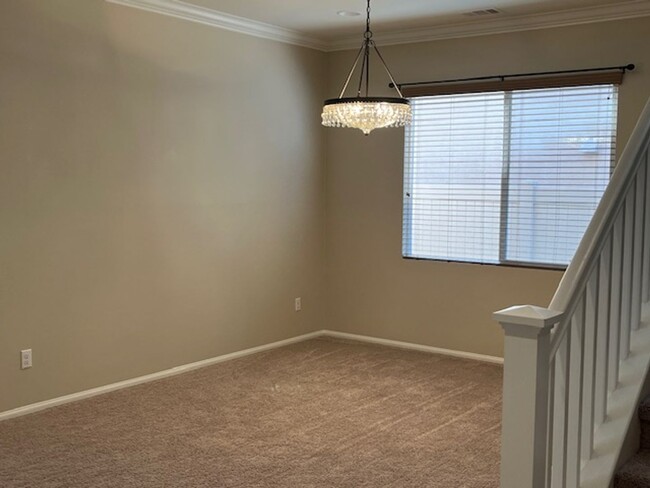 Building Photo - Spacious Menifee 5 Bedroom, 4 Bath Home