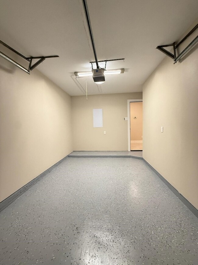 Building Photo - 1010 Golden Nugget Ct