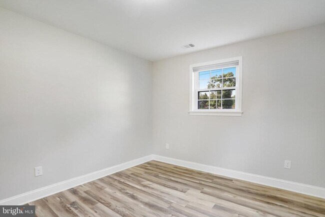 Building Photo - 6820 Wheatley Ct